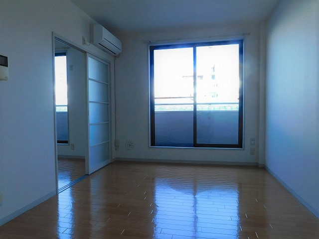 ツインコート弥生Ｂの居間・リビング