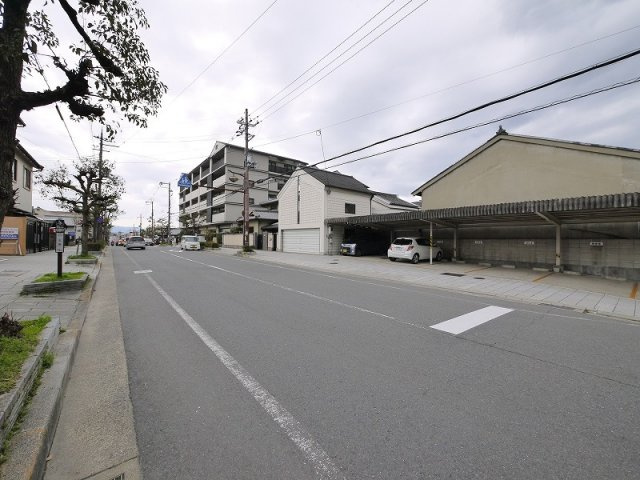 中江ビルの周辺