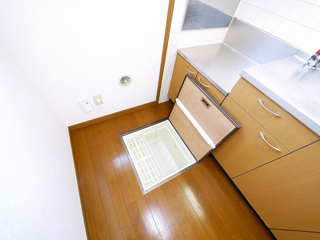 シャトーローリエＣの設備|床下収納