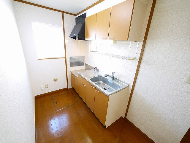 シャトーローリエＣのキッチン|コンパクトなキッチンで掃除もラクラク