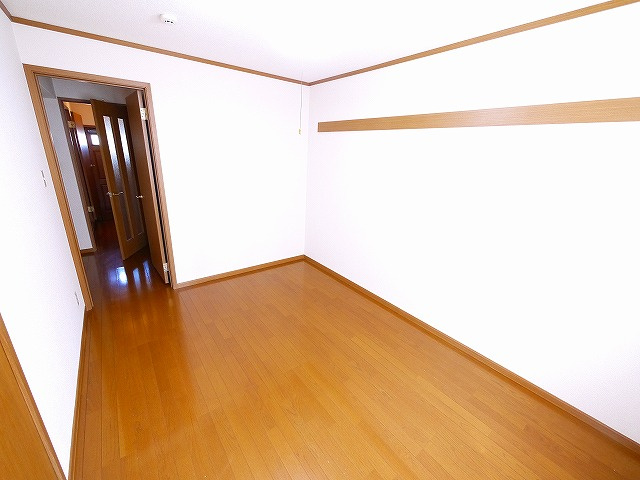 シャトーローリエＣの洋室|スタンダードな洋室です