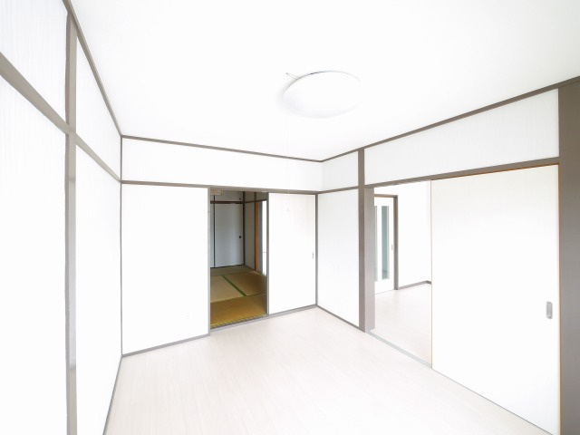 新町ロイヤルハイツの洋室|広々とした洋室です