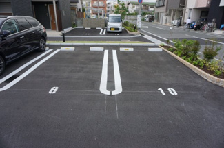 【駐車場】