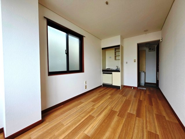 【居間・リビング】 | 西国分寺ハイツ | 洋室