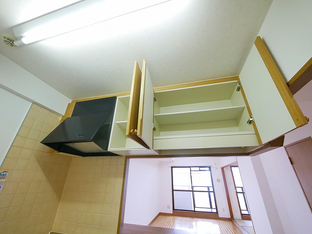 ルモン奈良大森の収納|こまごまとしたものを収納できそうですね