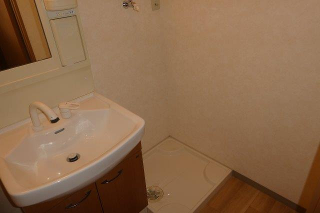 アベニールのその他|洗濯機置き場