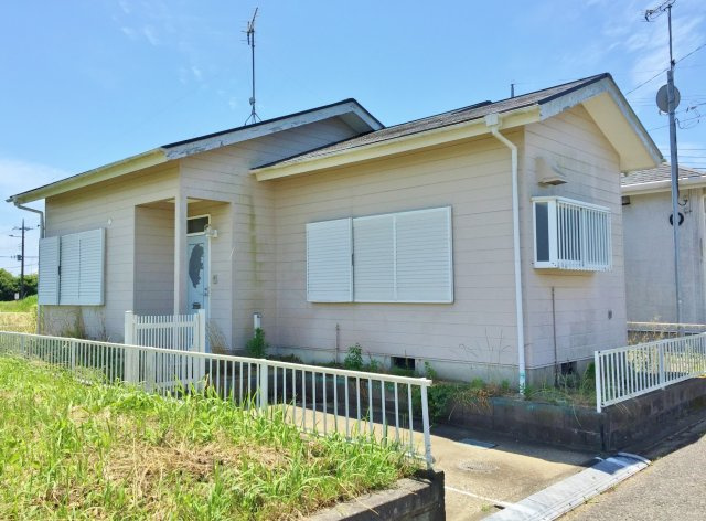 石山邸の外観|閑静な住宅地に位置しております！