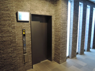 【その他共用部分】 | クオス鷺沼 | エレベーター
機内モニター付きで安心・安全♪