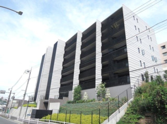 【外観】 | 南東向きにつき、陽当り良好！緑豊かで閑静な住宅街！