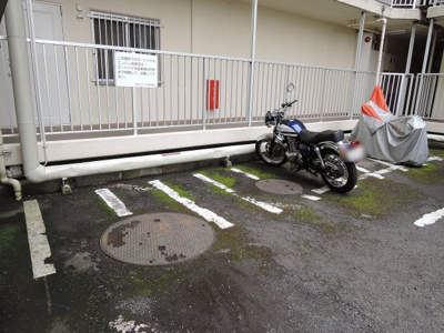 【その他共用部分】 | 大口ハウス | バイク置場