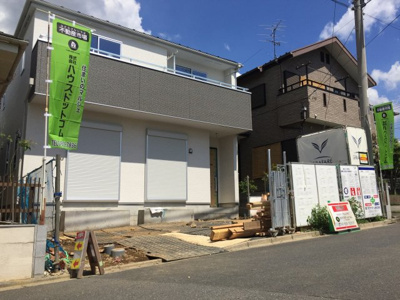 【前面道路含む現地写真】 | さいたま市緑区宮本2丁目　新築分譲住宅全1棟　駐車並列3台