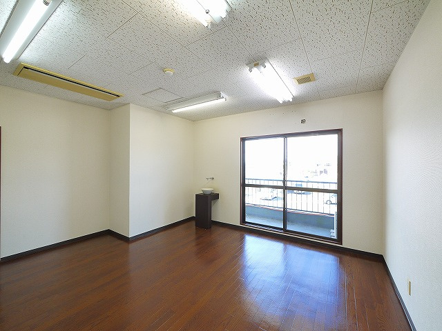 森田ビル（六条２丁目）の内装