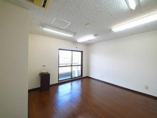 森田ビル（六条２丁目）の内装