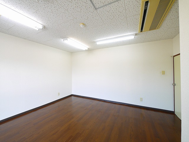 森田ビル（六条２丁目）の内装