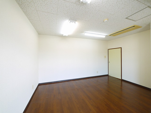 森田ビル（六条２丁目）の内装