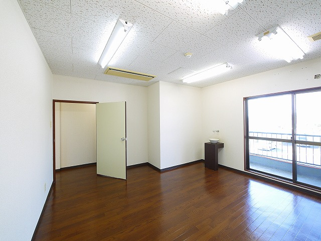 森田ビル（六条２丁目）の内装