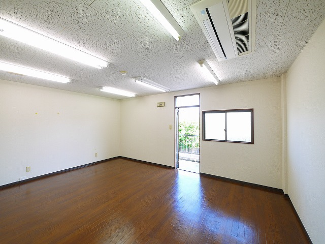 森田ビル（六条２丁目）の内装