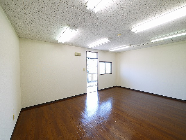 森田ビル（六条２丁目）の内装