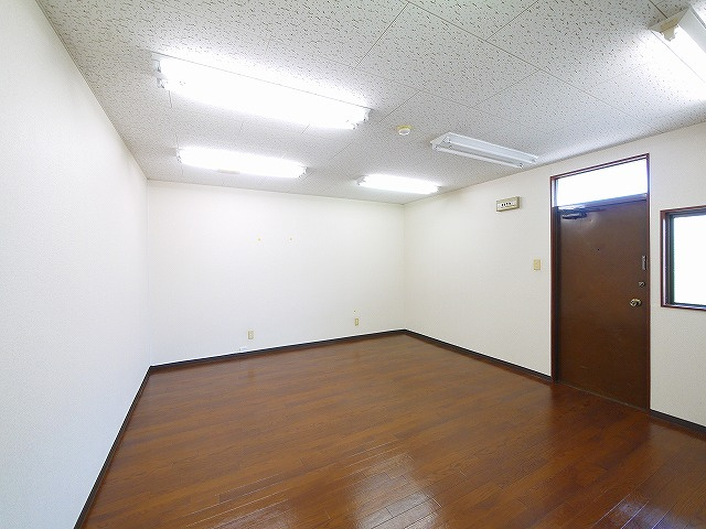 森田ビル（六条２丁目）の内装