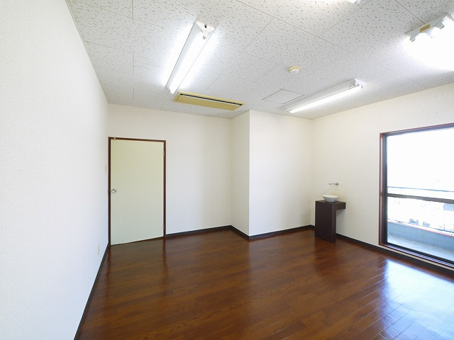 森田ビル（六条２丁目）の内装