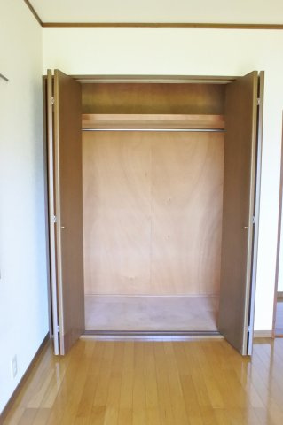 山田邸貸家の収納