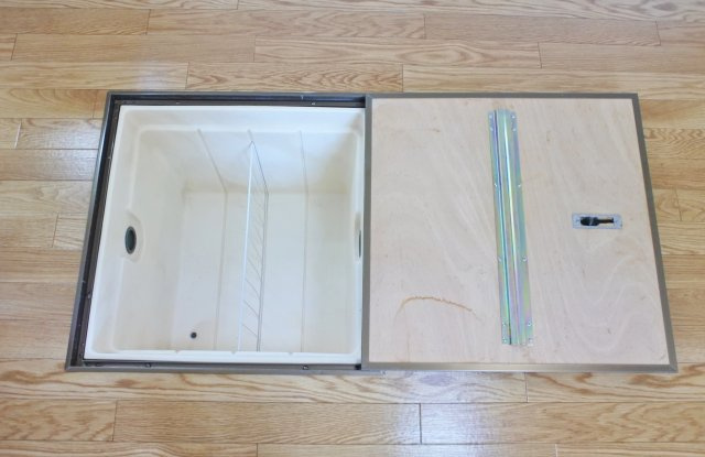 山田邸貸家の収納
