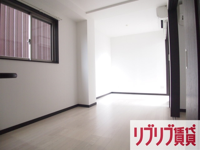 グランステート千葉中央の居間・リビング