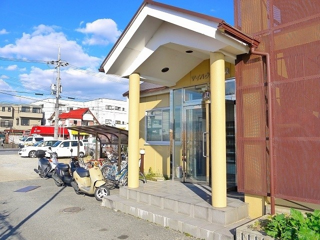 マイハウス小泉のエントランス|落ち着いたエントランスです