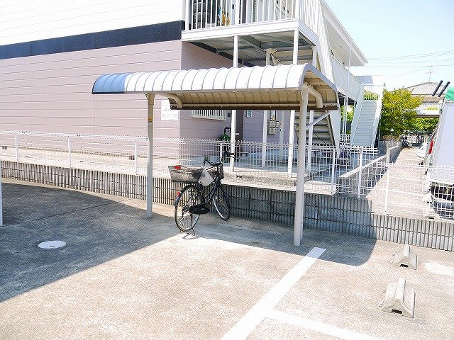 サニーサイド三笠Cのその他共用部分|自転車置き場
