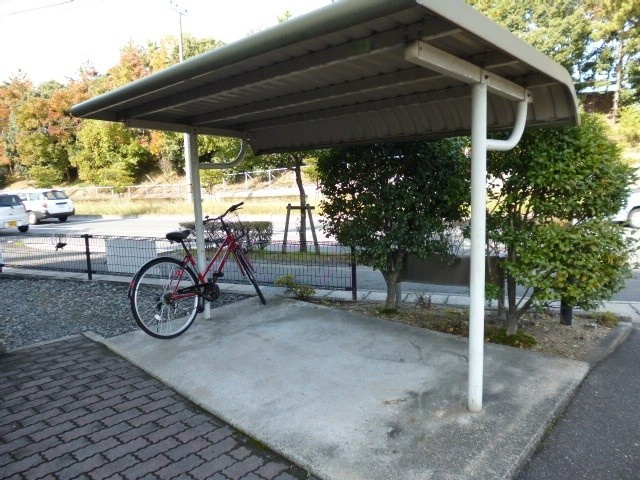 倉敷市三田のアパートのその他共用部分|自転車置き場