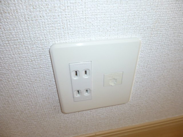 サニーメゾン庄苑　Ｂの設備|電話モジュラー