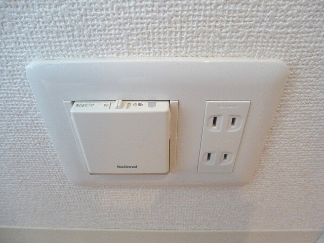 ParkAxis御徒町の設備|玄関に取り外し可能な非常灯付き安心です
