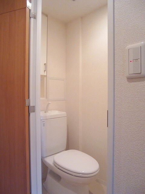 ParkAxis御徒町の設備|温水洗浄便座取り付け可能です