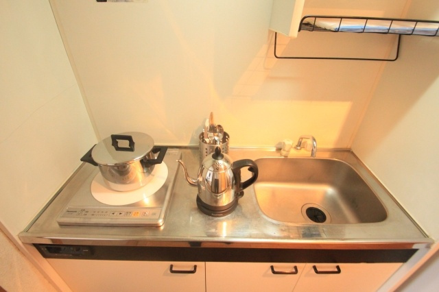 サンシャイン新家宮嶋( 近畿大学 一人暮らし )のキッチン|モデルルームにつき、備品は付きません。