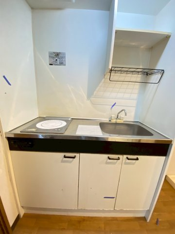 サンシャイン新家宮嶋( 近畿大学 一人暮らし )のキッチン|モデルルームにつき、備品は付きません。