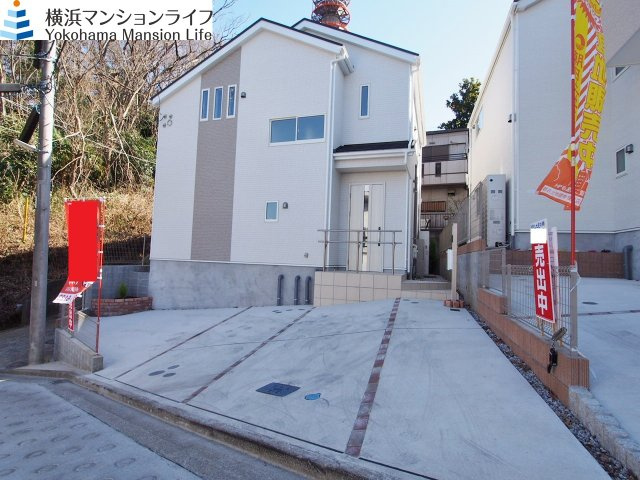 保土ヶ谷区仏向町第６全２棟　新築戸建ての外観|敷地は40坪以上。