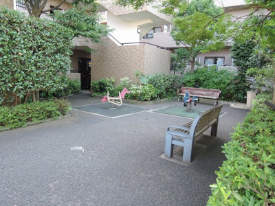 【その他共用部分】 | シティウィンズ元住吉 | 敷地内公園
