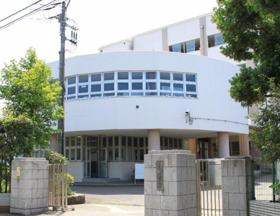 【周辺】 | エステ・シティ湘南六浦１号棟 | 横浜市立六裏中学校