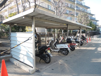 【その他共用部分】 | 大倉山サンハイツ | バイク置場