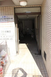 【エントランス】 | ニッシンハイツ千代田