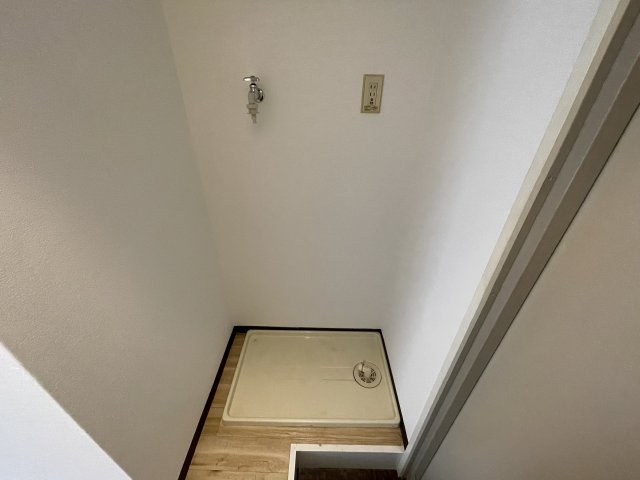 【設備】 | サンベールハイム | 洗濯機置場