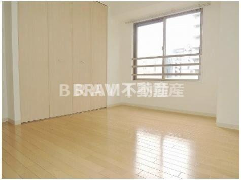 ｱｰﾃﾞﾝﾀﾜｰ新町の洋室