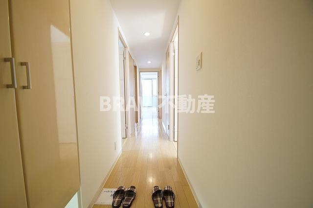 ｱｰﾃﾞﾝﾀﾜｰ新町の玄関