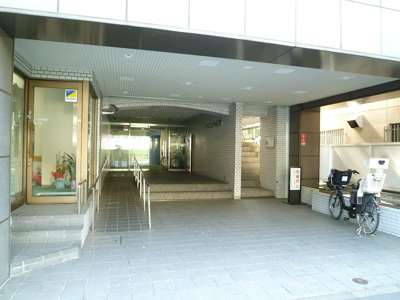 【エントランス】 | NICハイム飯田橋