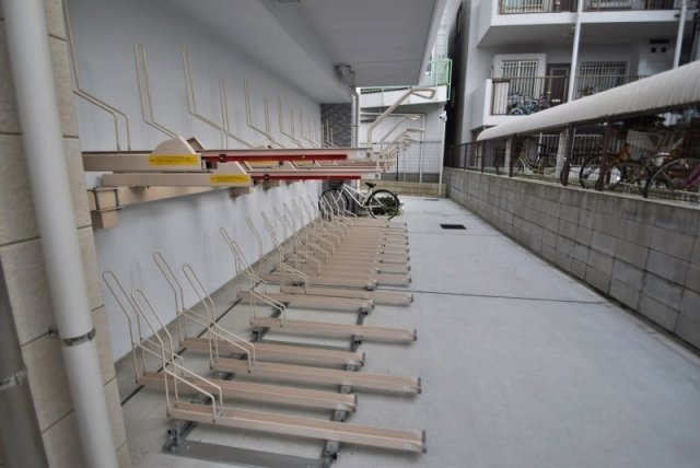 オーキッドレジデンス船橋本町のその他共用部分|敷地内に駐輪場あります