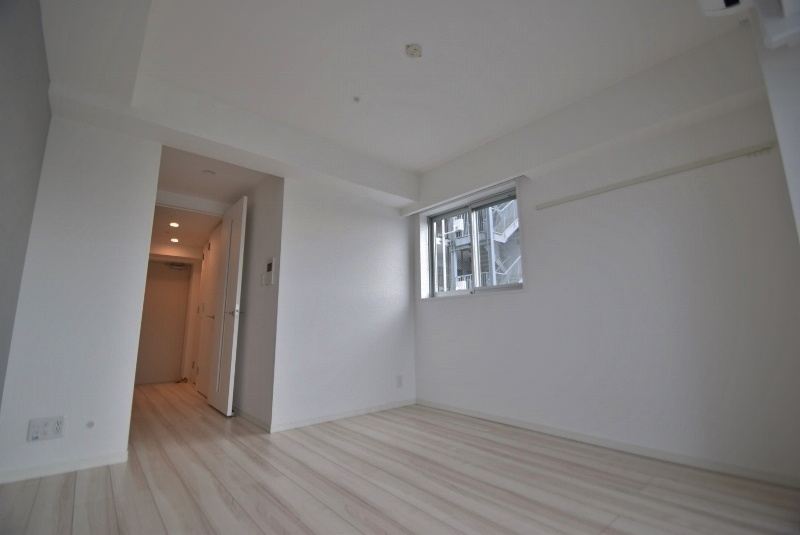 オーキッドレジデンス船橋本町の居間・リビング|角部屋★