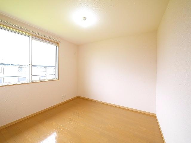 サニーサイドＧの内装|落ち着いた色調の洋室です