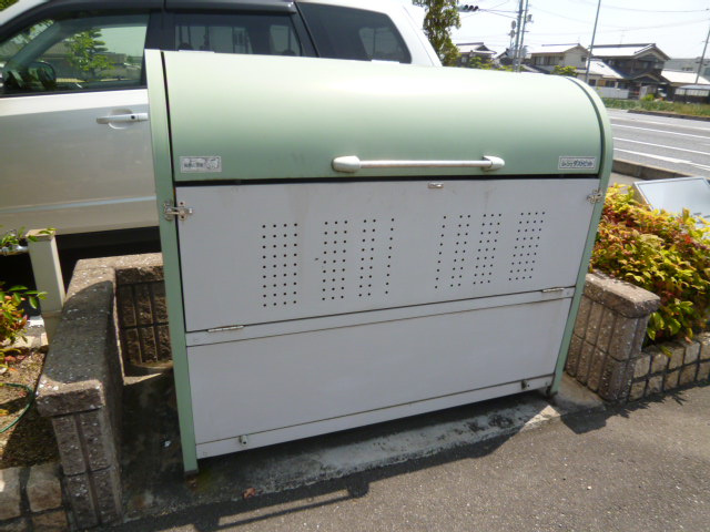 リヴィエールのその他共用部分|敷地内ゴミステーション
