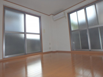 【洋室】 | コピアルーチェ