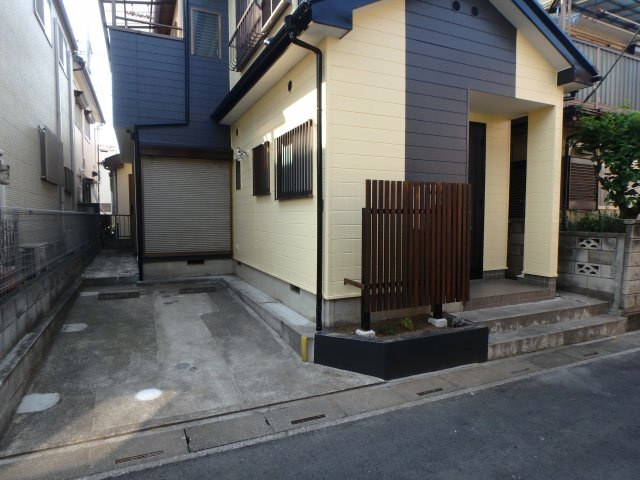 フォレストⅡ・鶴ヶ丘の外観